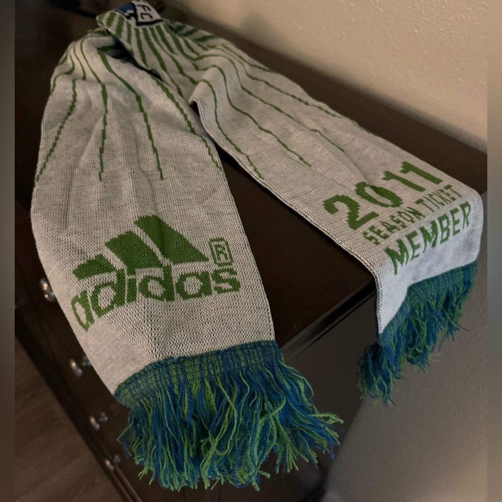 Adidas Seattle Sounders FC Scarf 2011 Season Ticket Member Knit Soccer Fan Gear - Picture 2 of 6
